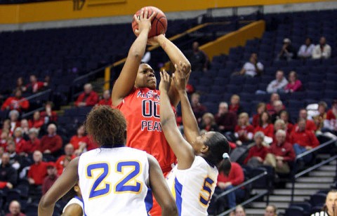 Lady Govs Basketball. (Courtesy: Keith Dorris/Dorris Photography)