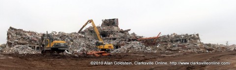 A panorama of the front of the former location of Gateway Hospital on Madison Street prior to the last element coming down A panorama of the front of the former location of Gateway Hospital on Madison Street prior to the last element coming down