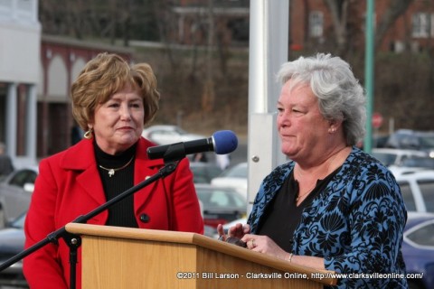 Montgomery County Mayor Carolyn Bowers listens as Louisa Cooke speaks about her father