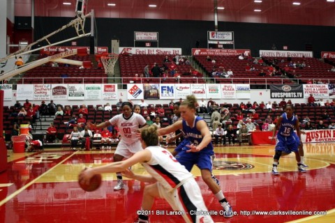 Lady Govs Basketball. Lady Govs Basketball.