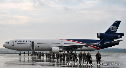 Soldiers Return to Fort Campbell Soldiers Return to Fort Campbell