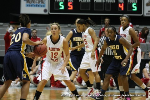 Lady Govs defeat Murray State to advance to the Quarter Finals of the Ohio Valley Conference Women’s Basketball Championship. 