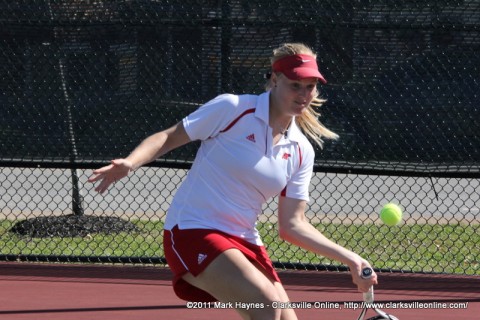 Carolin Weikard won a three-set match to clinch a 4-3 win for Austin Peay State University women's tennis team. 