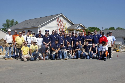 24 members of 3rd Platoon, B Co., 3rd Battalion, 187th Infantry Regiment, 101st Airborne Division, post in front of a nearly-complete home with other Habit for Humanity volunteers May 8th. The paltoon participated in a Mother's Day Habitat for Humanity home build, helping finish the exteriors of four homes on Ewing Drive in Nashville, TN. (U.S. Army Courtsey Photo) 24 members of 3rd Platoon, B Co., 3rd Battalion, 187th Infantry Regiment, 101st Airborne Division, post in front of a nearly-complete home with other Habit for Humanity volunteers May 8th. The paltoon participated in a Mother's Day Habitat for Humanity home build, helping finish the exteriors of four homes on Ewing Drive in Nashville, TN. (U.S. Army Courtsey Photo)