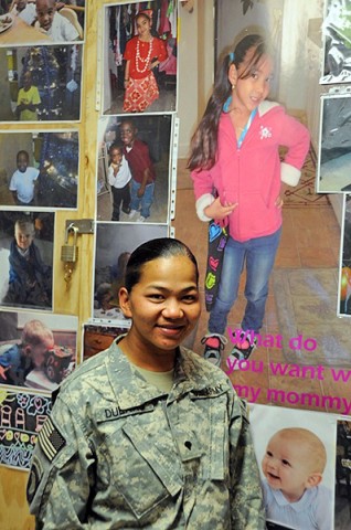 Soldiers from 4th Brigade Combat Team, 101st Airborne Division who work in the Task Force Currahee Tactical Operations Center wishing their mothers a Happy Mother’s Day, May 6th. (U.S. Army photo by Spc. Kimberly K. Menzies, Task Force Currahee Public Affairs)