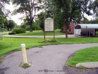 The beginning of the walking path