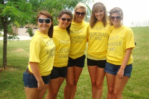 Cate, Nichole, Autumn, Breanna, & Caroline at the lemonade stand in 2010