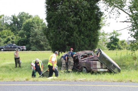 Emergency Responders working a single vehicle accident on I-24 (Jim Knoll)