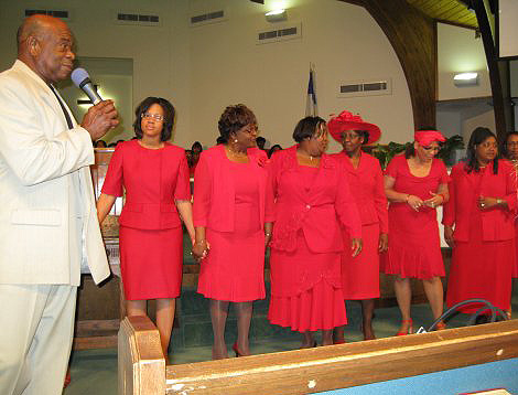 (L to R) Pastor Freeman, Karen Vaughan, Yvonne Sutfin, Caroline Jones, Mary Glover, Barbara Townsend and Wanda Barnett.