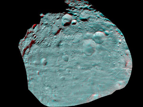 This anaglyph image of Vesta's equator was put together from two clear filter images, taken on July 24th, 2011 by the framing camera instrument aboard NASA's Dawn spacecraft. (Image credit: NASA/JPL-Caltech/UCLA/MPS/DLR/IDA)