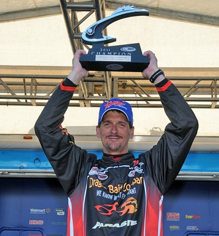 Troy Anderson of Galesville, WI, wins the Co-angler Division of the EverStart Series Championship with a three-day total of 42-3. (Photo by Rob Newell)