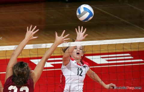 Sophomore middle blocker Lauren Henderson leads the Lady Govs with 0.89 blocks per set this season. (Courtesy: Keith Dorris/Dorris Photography)