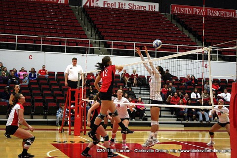 Lauren Henderson knocks down a kill Saturday afternoon vs. Jacksonville State.