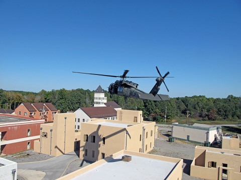 Company B, 5th Battalion, 101st Combat Aviation Brigade provides helicopter support for 5th Special Forces Group during fast rope insertion and extraction system training. (U.S. Army photo by 5th Battalion, 101st Combat Aviation Brigade Unit Public Affairs Representative 1st Lt. Courtney Pace)