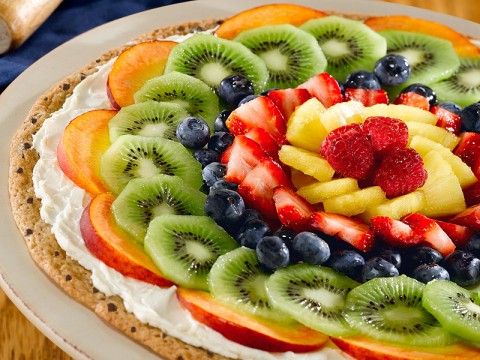 Calling all home bakers! Original recipes using a muffin mix, like this Fruit Pizza, could make you a winner in the 4th Annual Martha White(R) Muffin Mix Challenge(TM). 