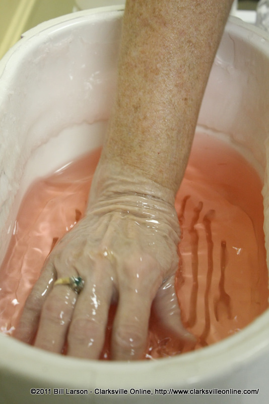 The paraffin wax treatment for hands