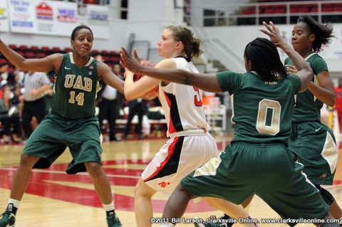 Nicole Olszewski looks to pass the ball before UAB can set the trap Saturday Night at the Dunn Center. Austin Peay Basketball.