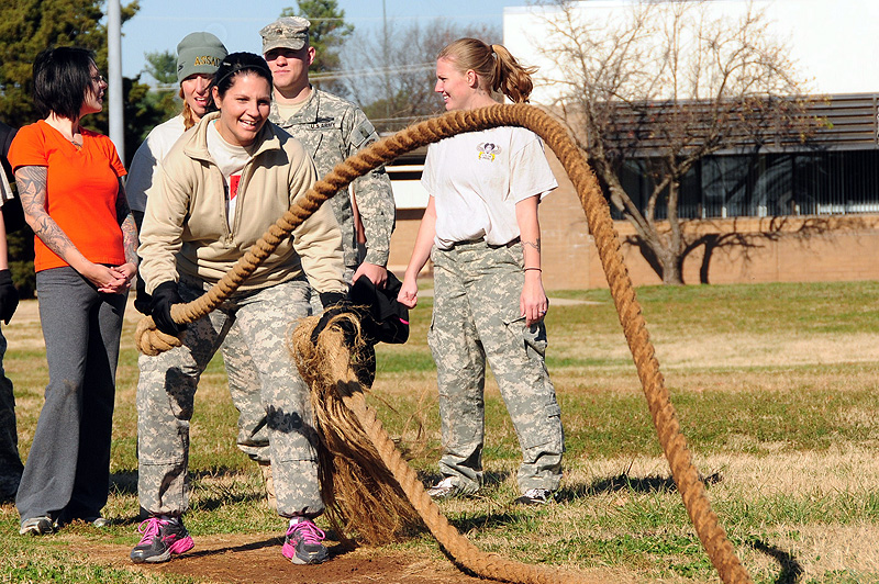 Strike CAV Spouses participate in Spouse Spur Ride Clarksville Online
