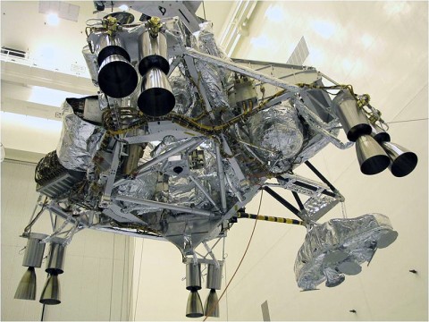 A photograph of the descent stage of NASA's Mars Science Laboratory spacecraft taken inside the Payload Hazardous Servicing Facility at NASA Kennedy Space Center, FL before launch. (Image credit: NASA/JPL-Caltech)