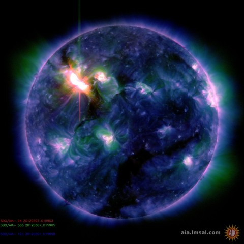 Multiple-wavelength View of X5.4 Solar Flare (NASA/SDO/AIA)