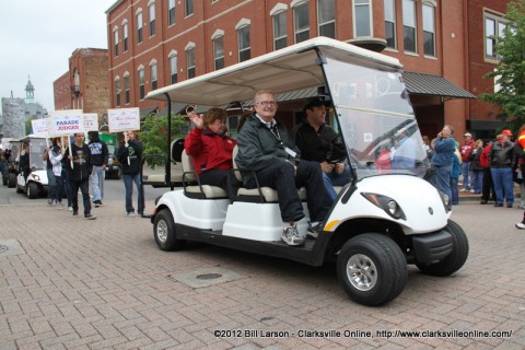 The VIP trollies carrying Mayors Bowers and McMillan, Director Doug Barber, River Teen Queen, River Queen, and their B.OS.S. escorts.