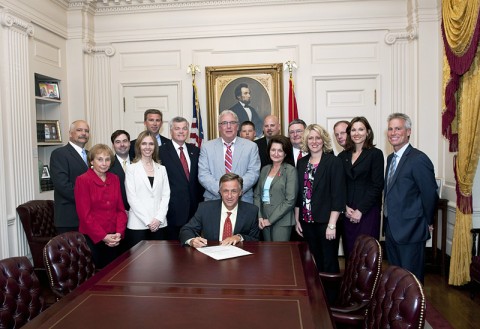 (Pictured L-R) Dr. Sullivan Smith; Joan Randall; Dr. John Riddick; Patty Clements; Rep. Ryan Williams; Sen. Jim Tracy; Rep. Mike Turner; Gov. Bill Haslam; Brandon Burnette; Mike Burnette; Deby Pitts; Dr. George Crossley; Chastity Mitchell; Rick Casebeer; Kristie Woock; Keith Wolken.