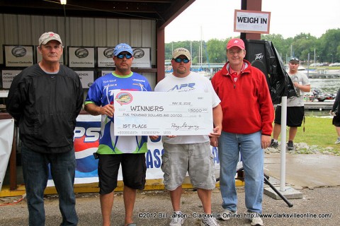 The team of Kevin Tidwell and Eric Shelton won the $5,000 first prize.