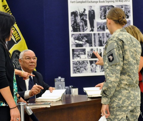 Colin Powell signs a copy of his new book, "It Worked for Me: In Life and Leadership," at Fort Campbell's Post Exchange Wednesday afternoon. Powell, who once served as 2nd Brigade commander for the 101st Airborne Division in 1976, revisited the installation on the Kentucky-Tennessee state line as a part of his book tour. (U.S. Army photo by Megan Locke Simpson, Fort Campbell Courier) Colin Powell signs a copy of his new book, "It Worked for Me: In Life and Leadership," at Fort Campbell's Post Exchange Wednesday afternoon. Powell, who once served as 2nd Brigade commander for the 101st Airborne Division in 1976, revisited the installation on the Kentucky-Tennessee state line as a part of his book tour. (U.S. Army photo by Megan Locke Simpson, Fort Campbell Courier)