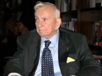 Author Gore Vidal