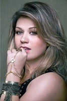 Kelly Clarkson - Stronger