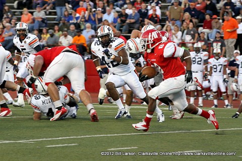 Austin Peay's Terrence Oliver rushed for 68 yards Saturday night against the UT Martin Skyhawks. The Governors had 175 rushing yards total on the night. Austin Peay's Terrence Oliver rushed for 68 yards Saturday night against the UT Martin Skyhawks. The Governors had 175 rushing yards total on the night.