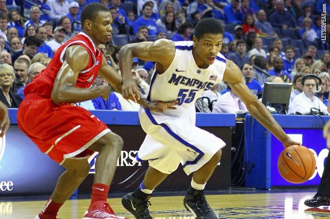 Austin Peay Men's Basketball. (Courtesy: Spruce Derden/US Press Wire)