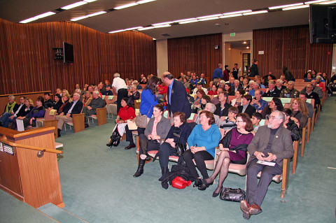 Family and friends from the San Mateo community prepare to watch the premier of “City with a Heart,” a documentary about the adoption of Abu Company, 1st Battalion, 327th Infantry Regiment, 1st Brigade combat Team, 101st Airborne Division, during the Vietnam War. Since that time, the ties between the community and Abu Company have continued to grow. (Courtesy Photo by Leann Thornton)