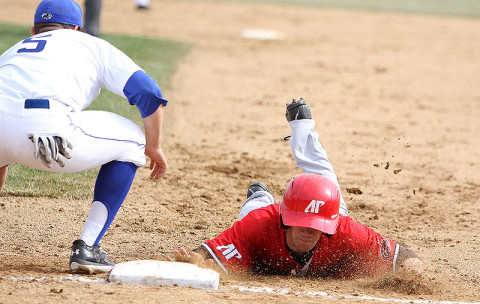 APSU vs Eastern Illinois. Austin Peay Baseball. (Sandy King EIU Sports)