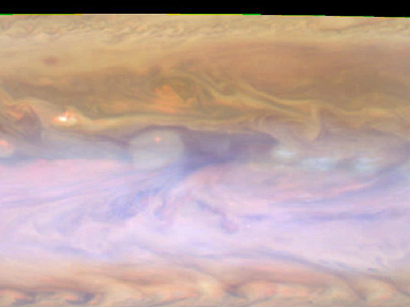 NASA's Cassini spacecraft photos reveals the movement of Jupiter's Hot ...