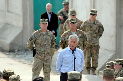 U.S. Secretary of Defense, the Honorable Chuck Hagel, speaks to Combined Team Bastogne, 1st Brigade Combat Team, 101st Airborne Division, March 9, 2013, at Forward Operating Base Fenty, Afghanistan. (U.S. Army Photo by Sgt. Jon Heinrich, Combined Team 1-101 Public Affairs)