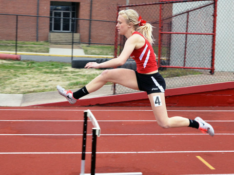 Austin Peay Women's Track and Field. (Josh Vaughn - Clarksville Sports Network)