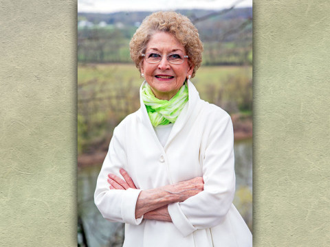 Dee Boaz is the 2013 Women in Philanthropy award recipient for her support of the recent APSU Mabry Concert Hall campaign. (Photo by Beth Liggett)