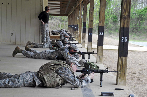 Soldiers of the 160th Special Operations Aviation Regiment  (Airborne) conduct weapons-qualification during the Noncommissioned Officer, and Soldier of the Year Competition, April 15-18 at Fort Campbell, Ky.  (Photo by Staff Sgt. Ricardo Branch, 160th SOAR (A) Public Affairs)