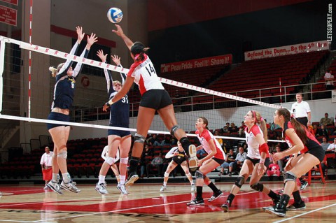 Austin Peay Women's Volleyball. (Brittney Sparn - APSU Sports Information) Austin Peay Women's Volleyball. (Brittney Sparn - APSU Sports Information)