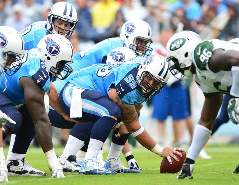 Tennessee Titans center Rob Turner (59) prepares to snap the ball against the New York Jets during the first half at LP Field. (Don McPeak-USA TODAY Sports)