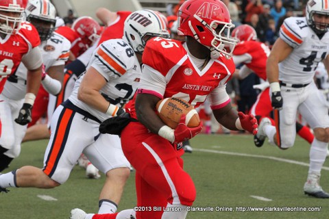 Austin Peay running back Omar Williams breaks loose for a 46 yard run Saturday against the UT Martin Skyhawks.