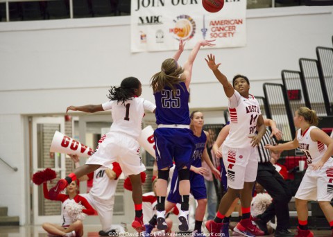 APSU Lady Govs visit Louisville