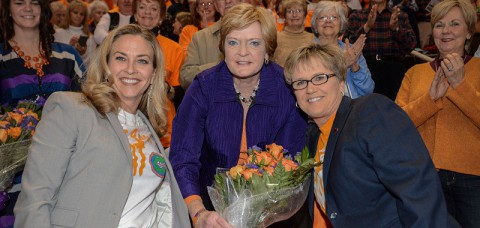 Tennessee Women's Basketball beats Florida on "We Back Pat" night. (UT Sports) Tennessee Women's Basketball beats Florida on "We Back Pat" night. (UT Sports)