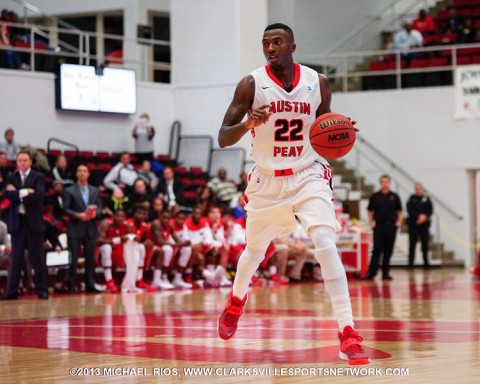 Austin Peay Governors fall to Eastern Kentucky in OVC basketball. (Michael Rios Clarksville Sports Network) Austin Peay Governors fall to Eastern Kentucky in OVC basketball. (Michael Rios Clarksville Sports Network)