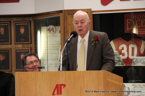 Hendricks Fox, APSU Alumnus, Brother-In-Law presents Reedy Sears.