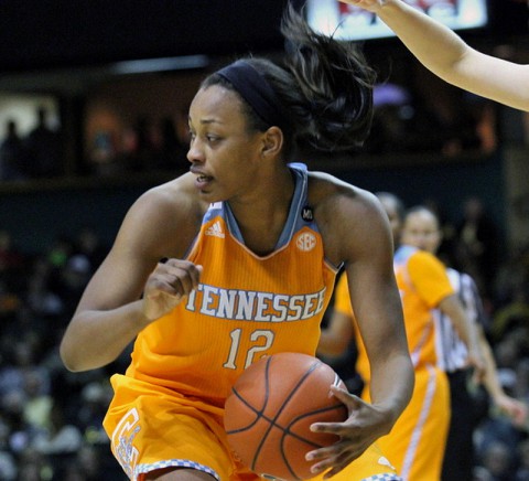 Bashaara Graves leads Tennessee Lady Vols Basketball against Maryland at NCAA Sweet 16. (Mateen Sidiq Nashville Sports Network)