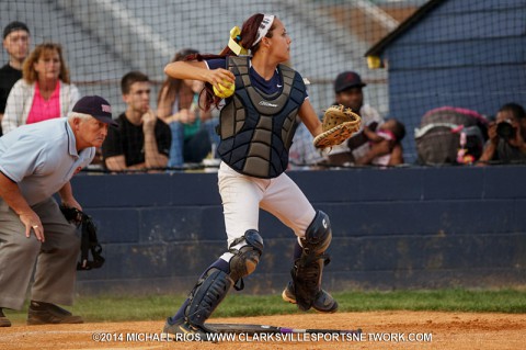 Northeast Softball gets 13-3 win over Rossview.