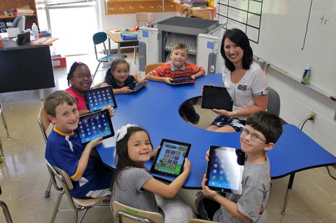 Barksdale Elementary class with iPads donated by First Advantage Bank.