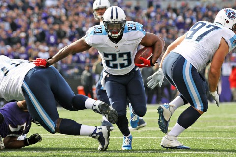 Tennessee Titans running back Shonn Greene (23) carries the ball against the Baltimore Ravens in the first half at M&T Bank Stadium. (Mitch Stringer-USA TODAY Sports)